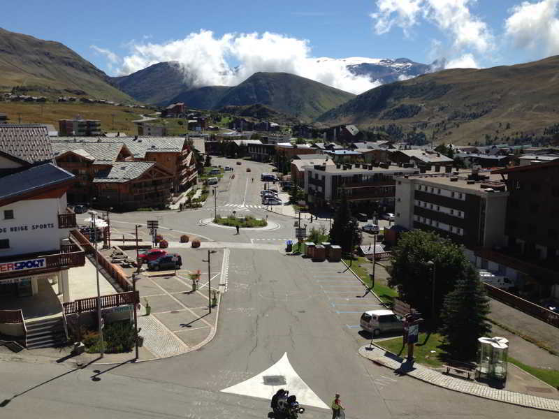 Hotel La Belle Aurore Alpe d'Huez Exterior foto